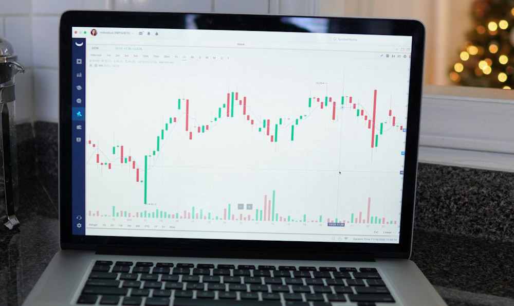合约交易:定义、机制与期货对比详解